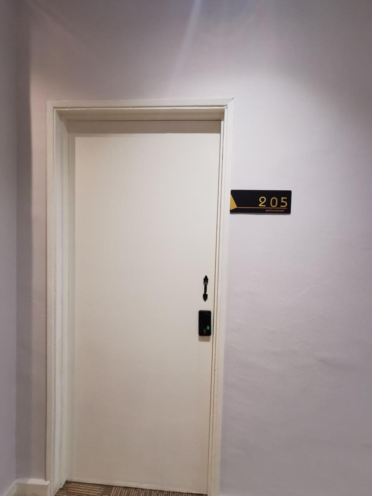 Autumn Guesthouse's Near Jalan Alor Bukit Bintang * Kuala Lumpur